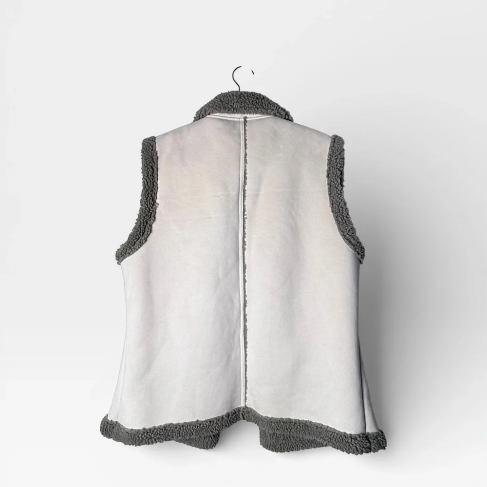 Anthropologie Akemi + Kin Sherpa Vest One Size Vest One‎ Size (L)